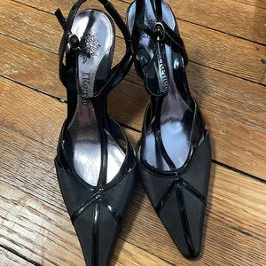 Size 7.  / BRAND : J.Renee